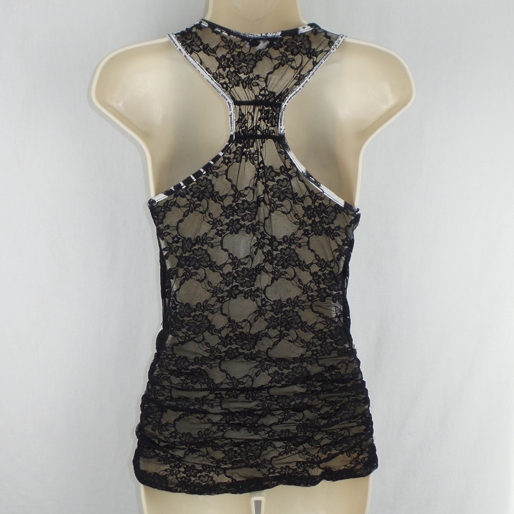 Body Central Black and White Graphic Tank Top - Picture 5 of 8